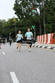Runner Photo 4299627
