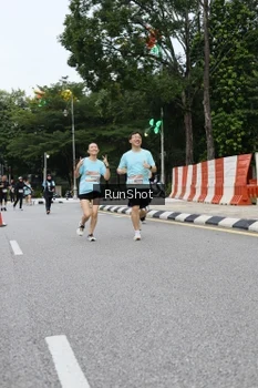 Runner Photo 4299628