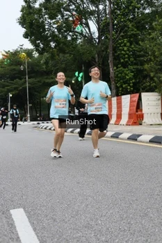 Runner Photo 4299632
