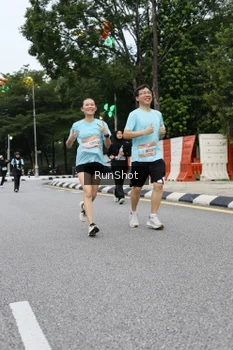 Runner Photo 4299634