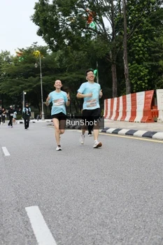 Runner Photo 4299638