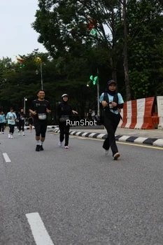 Runner Photo 4299643