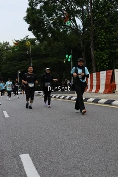 Runner Photo 4299645