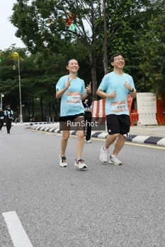 Runner Photo 4299649