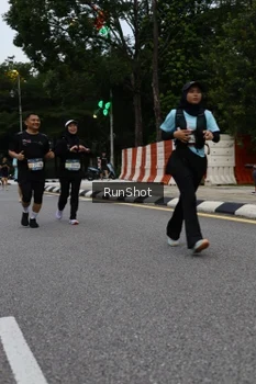 Runner Photo 4299653