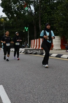 Runner Photo 4299654