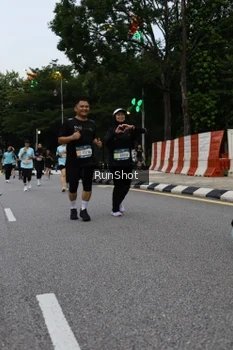 Runner Photo 4299658