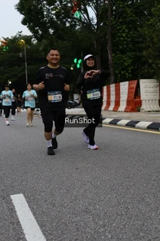 Runner Photo 4299668