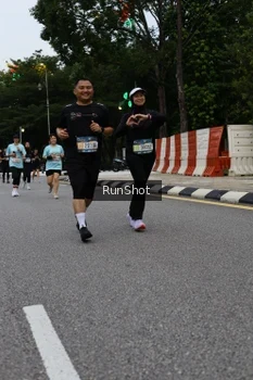 Runner Photo 4299670