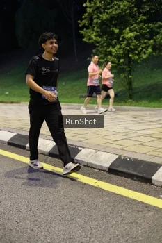 Runner Photo 4299688