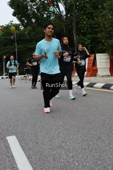 Runner Photo 4299693