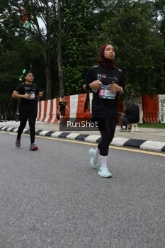 Runner Photo 4299704