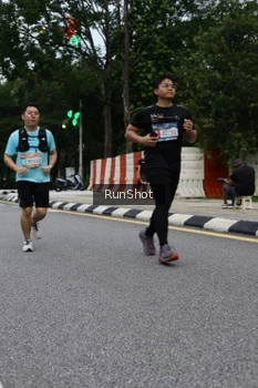Runner Photo 4299707
