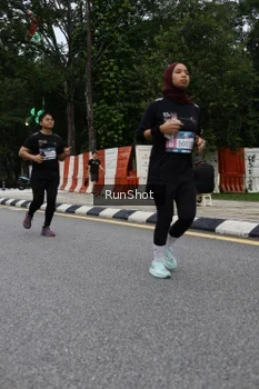 Runner Photo 4299713
