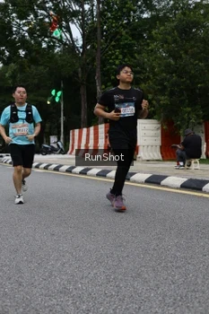 Runner Photo 4299714