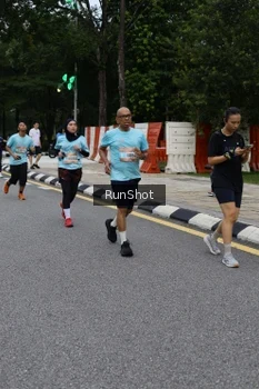 Runner Photo 4299720