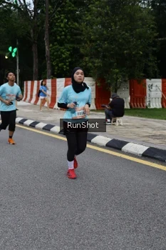 Runner Photo 4299734