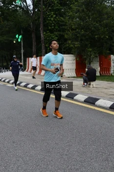Runner Photo 4299742