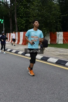 Runner Photo 4299752