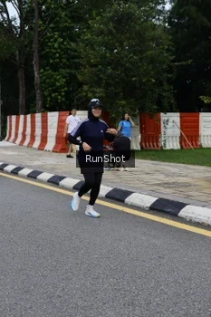 Runner Photo 4299754