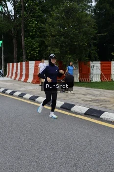 Runner Photo 4299757