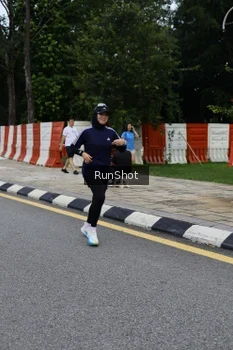 Runner Photo 4299763