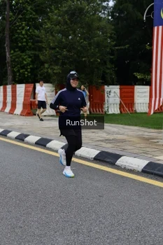 Runner Photo 4299768