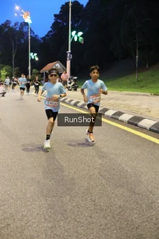 Runner Photo 4299771