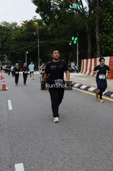 Runner Photo 4299784