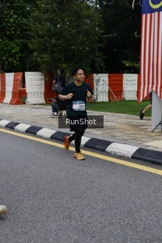 Runner Photo 4299788