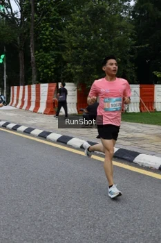 Runner Photo 4299789