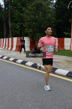 Runner Photo 4299794