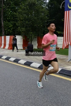Runner Photo 4299797