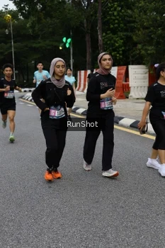 Runner Photo 4299810
