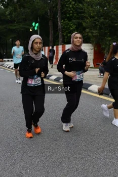 Runner Photo 4299814
