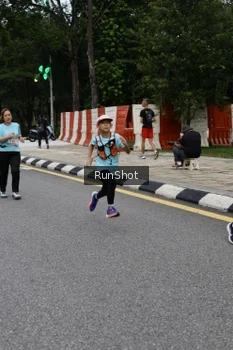Runner Photo 4299833