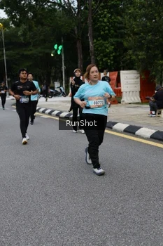Runner Photo 4299842