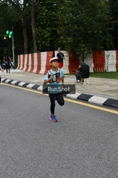 Runner Photo 4299844