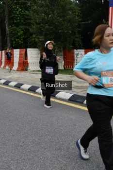Runner Photo 4299855