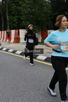 Runner Photo 4299864