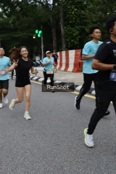 Runner Photo 4299870