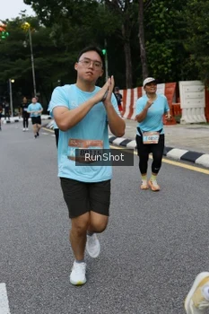 Runner Photo 4299893