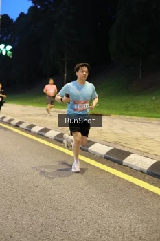 Runner Photo 4299901