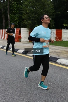 Runner Photo 4299903