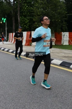 Runner Photo 4299904