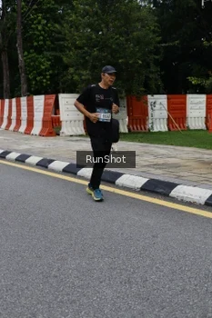Runner Photo 4299905