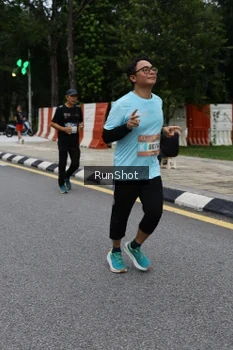 Runner Photo 4299911