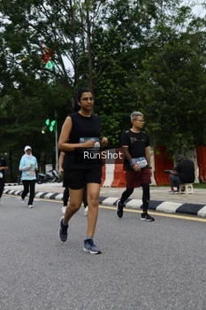 Runner Photo 4299916