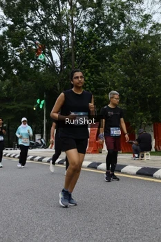 Runner Photo 4299918