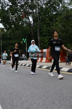 Runner Photo 4299931